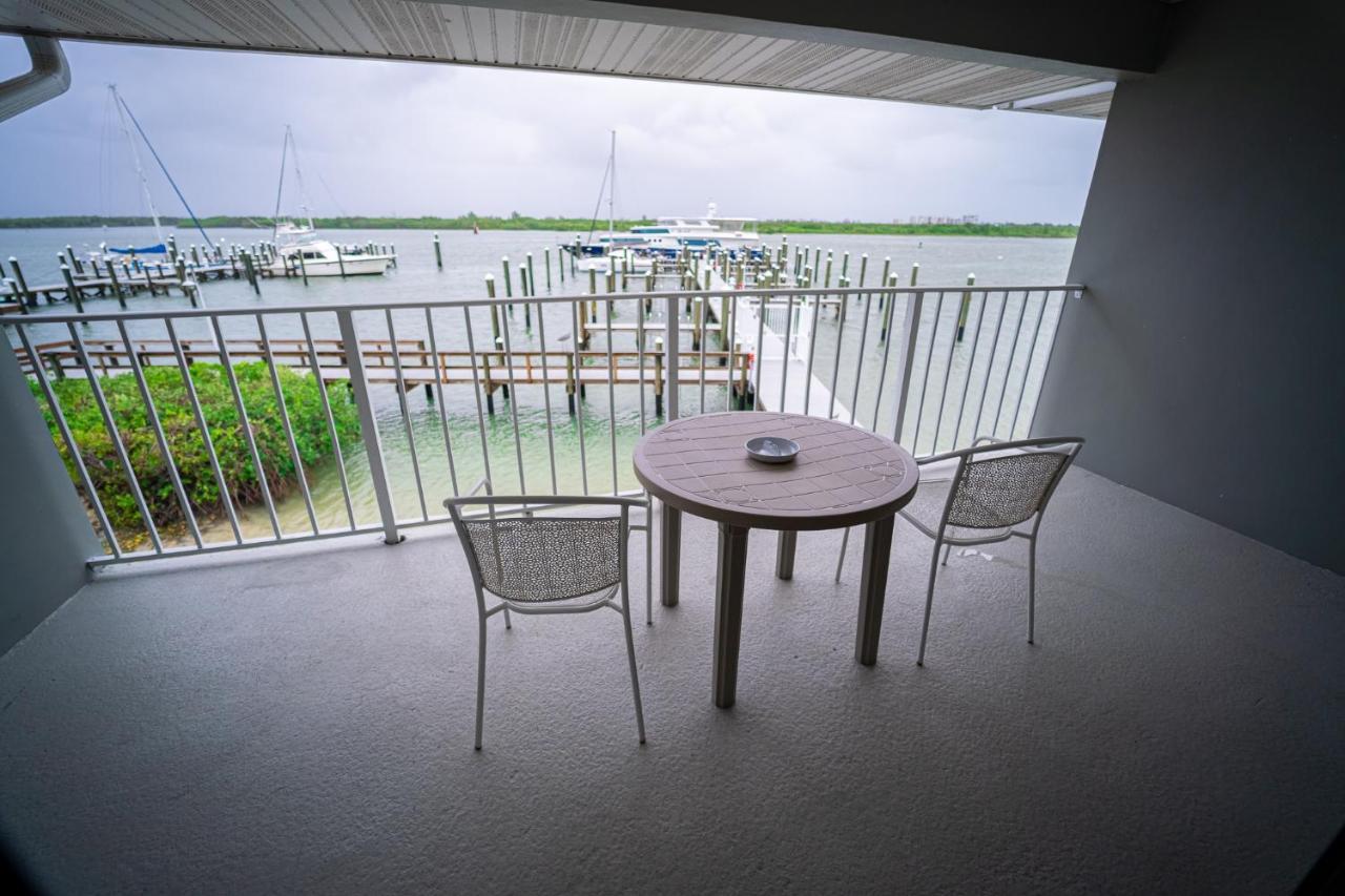 Dockside Inn & Resort Fort Pierce Buitenkant foto