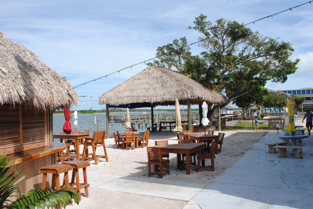 Dockside Inn & Resort Fort Pierce Buitenkant foto